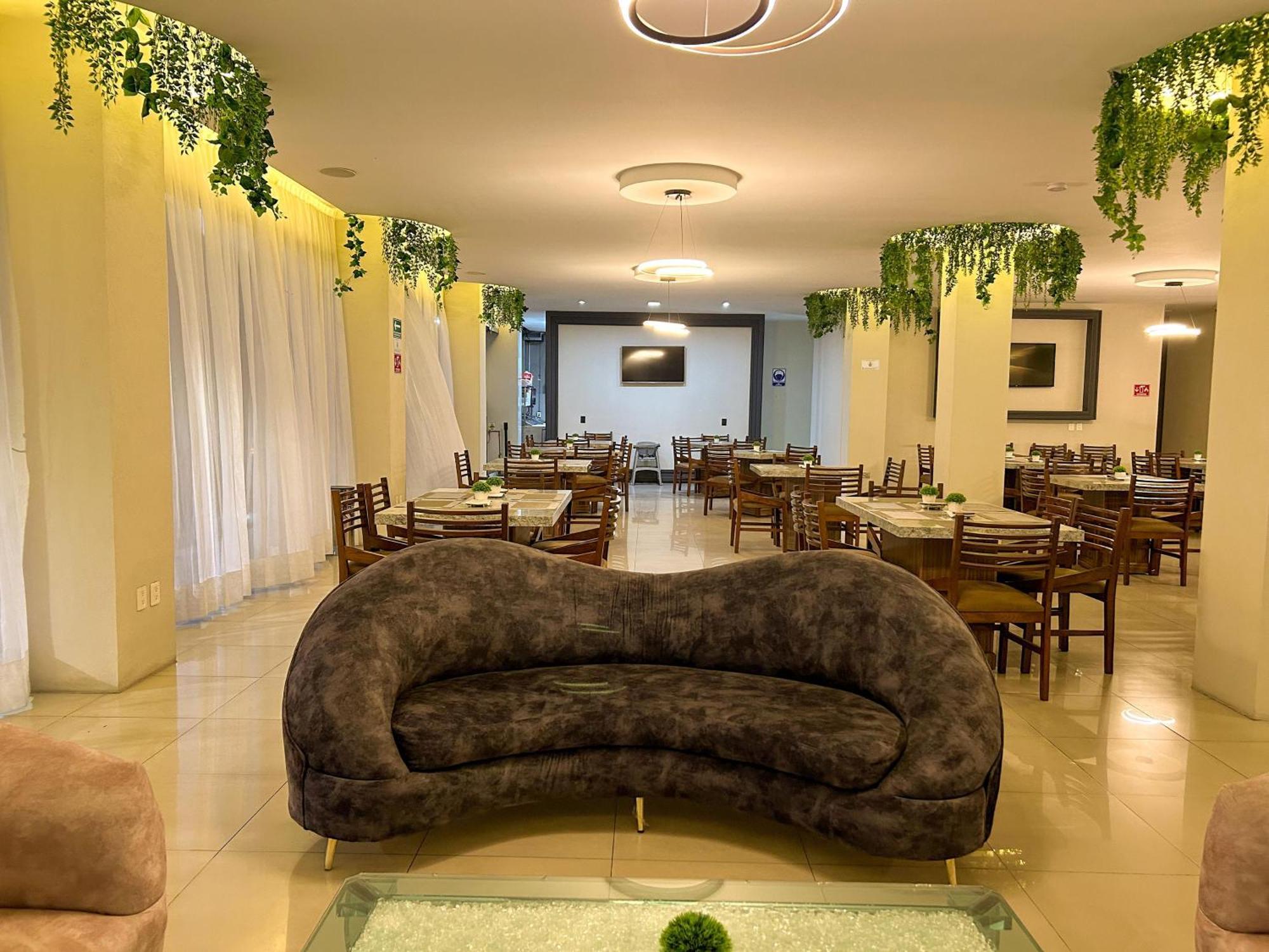 Hvh By Yaxche Hotel 4*