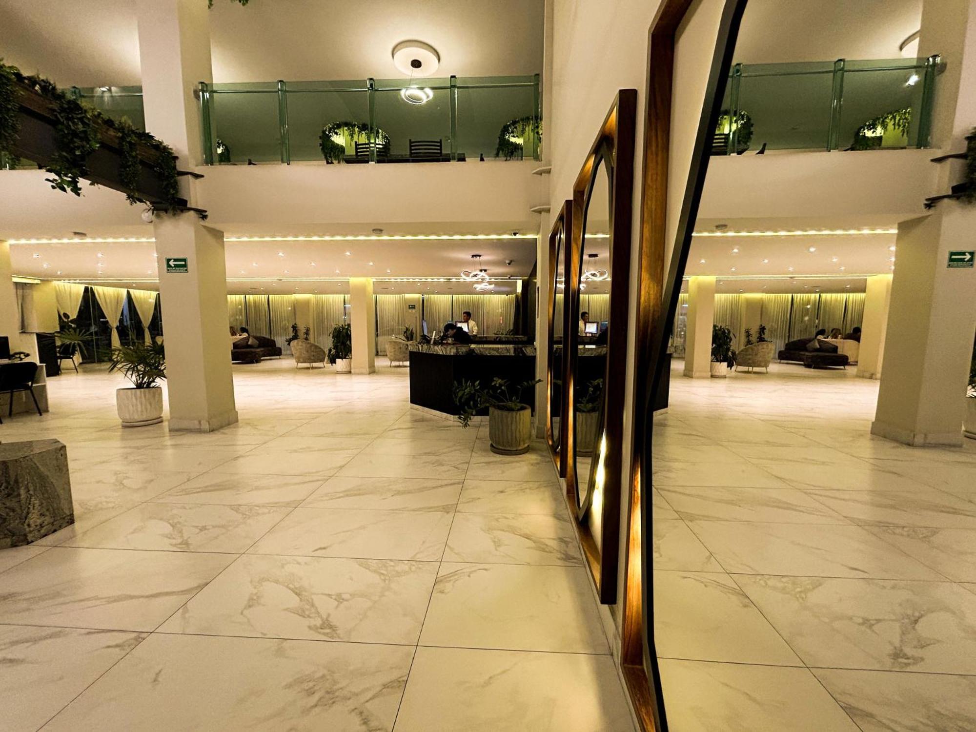 Hvh By Yaxche Hotel