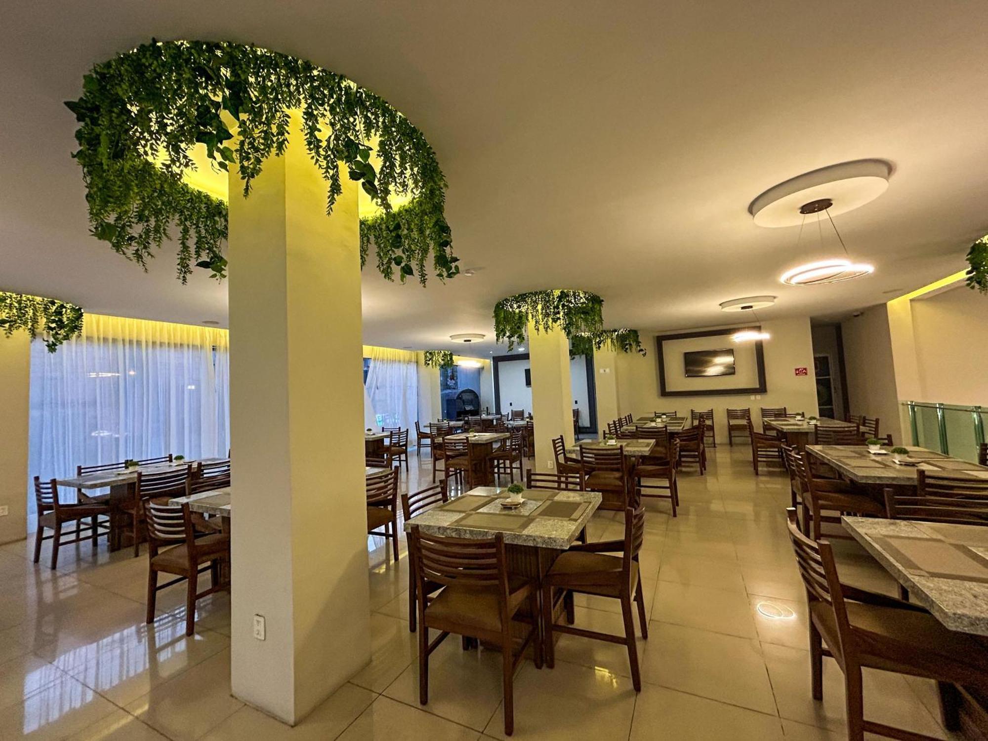 Hvh By Yaxche Hotel