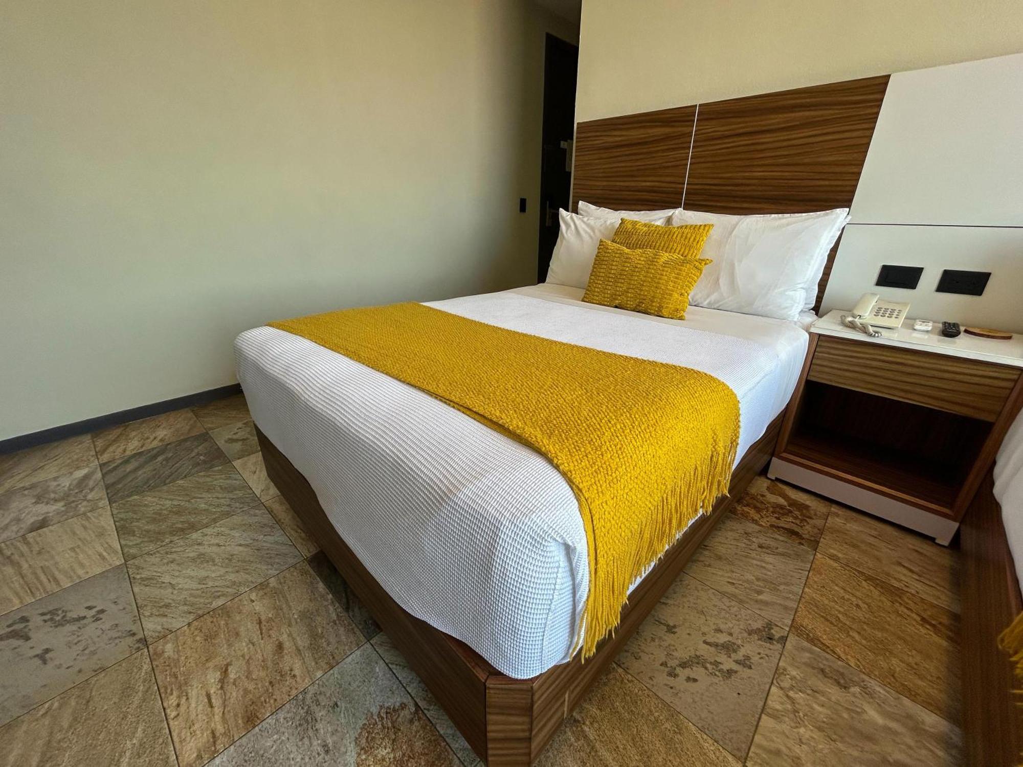Hvh By Yaxche Hotel 4*