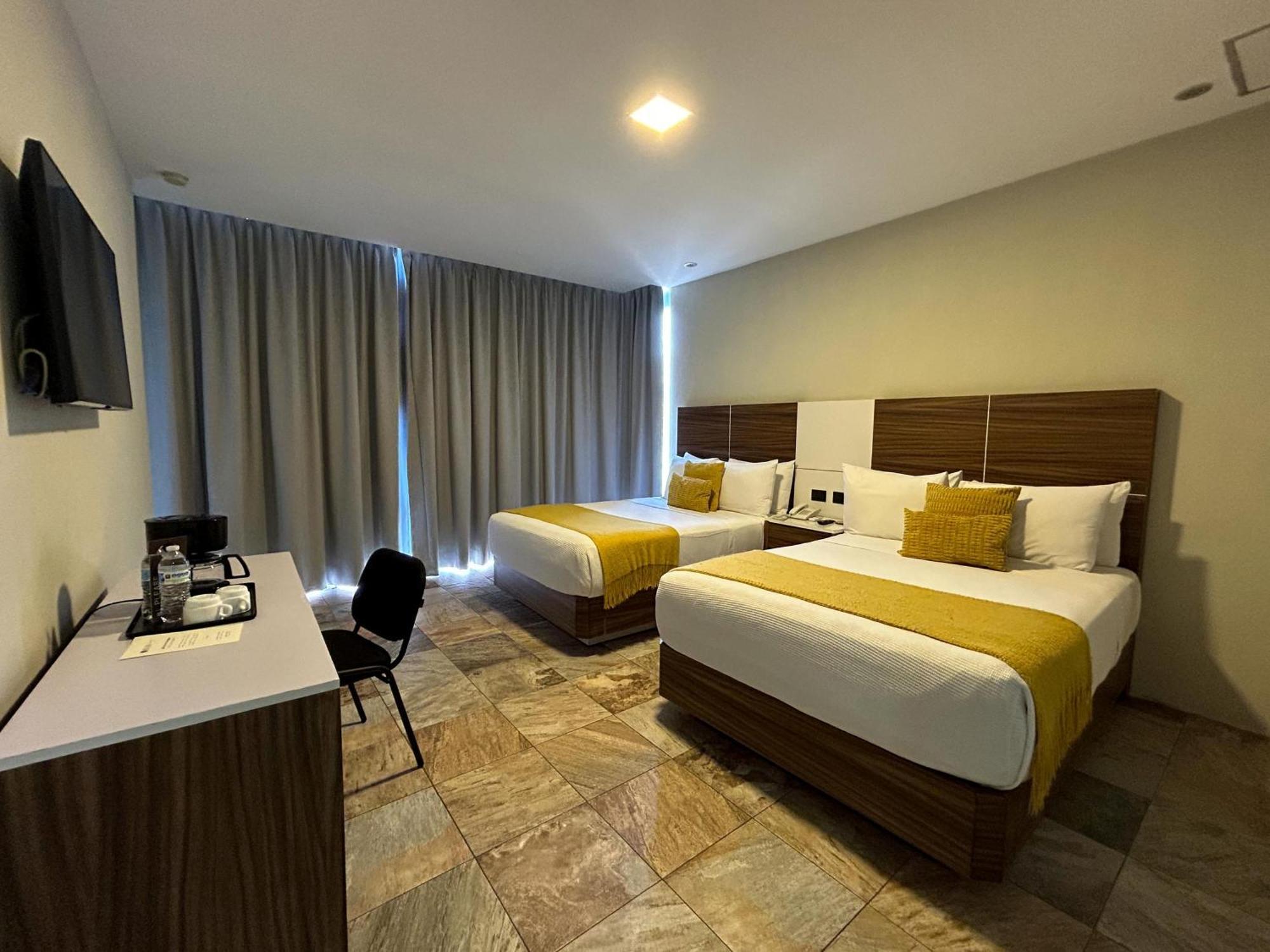 Hotel Hvh By Yaxche 4*