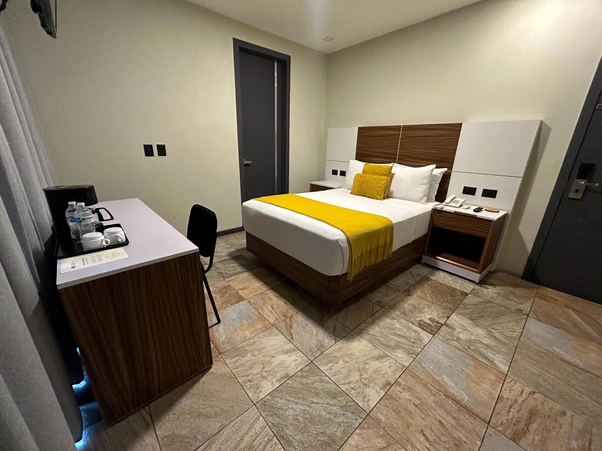 Hotel Hvh By Yaxche 4*